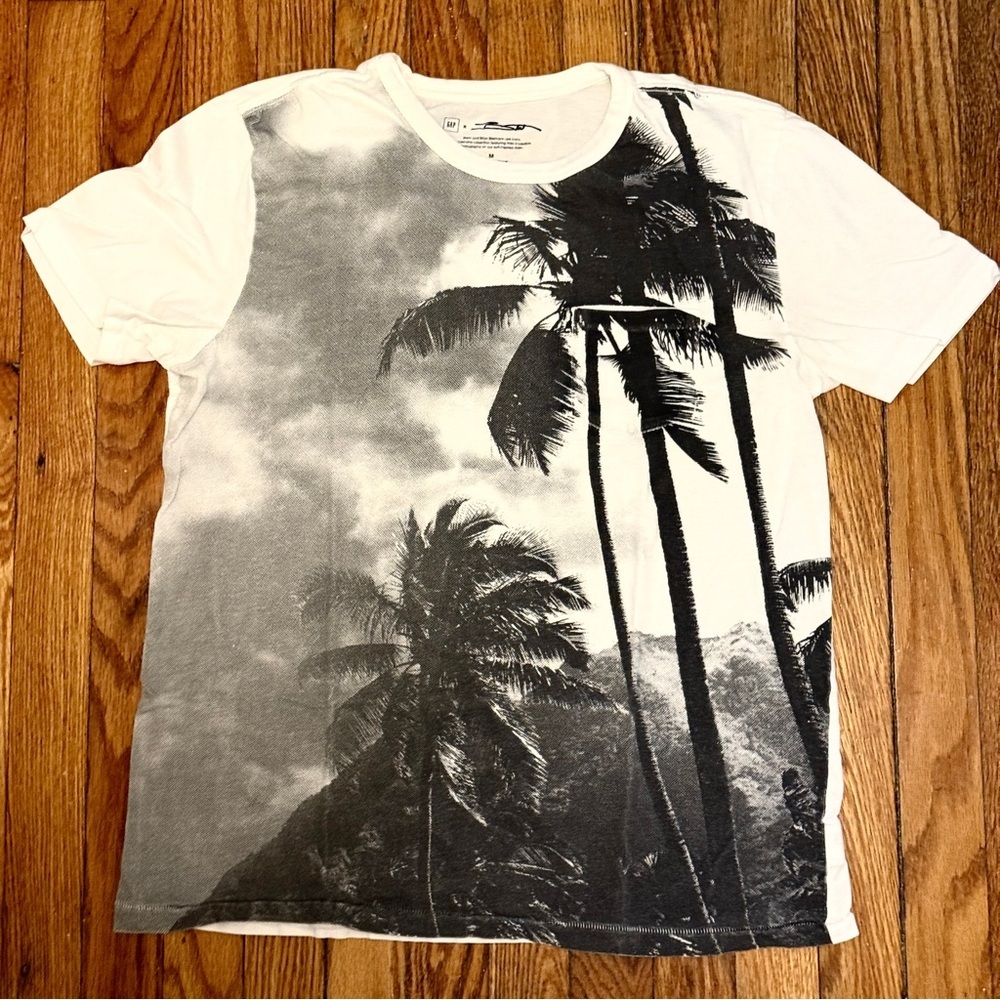RARE GAP x Brent and Brian Bielmann Surfer Collab Graphic T-shirt Men’s Small - Picture 8 of 9
